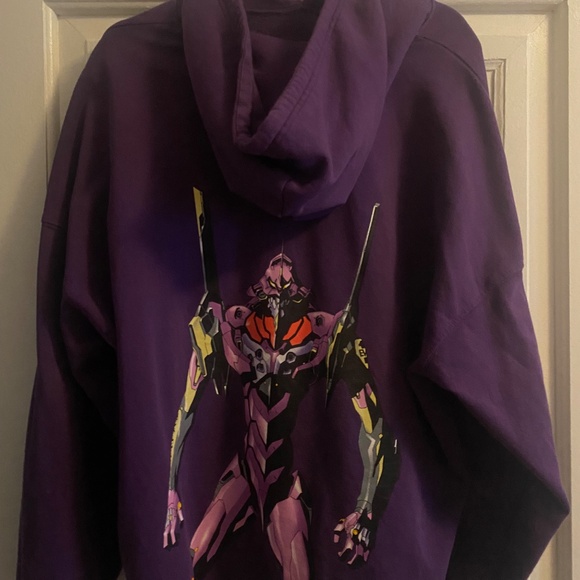 Pull à capuche violet - Picture 2 of 3